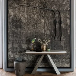 Cattelan Italia 1. Design moderno ed elegante. 2. Struttura in legno di faggio. 3. Seduta imbottita in pelle. 4. Struttura resistente e robusta. 5. Facile da pulire.- Applique Da Parete