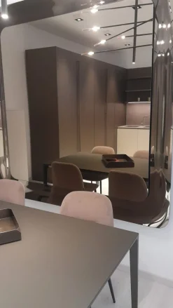 1. Design moderno ed elegante.2. Offerta Outlet.3. Realizzato da .4. Facile da installare.5. Garantito per 10 anni.^Cattelan Italia