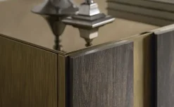 Cattelan Italia 1. Design moderno ed elegante. 2. Ampio spazio di archiviazione. 3. Facile da montare. 4. Prezzo Outlet. 5. Prodotto di qualità .- Madie