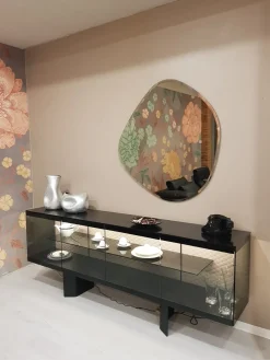 Cattelan Italia 1. Design moderno ed elegante. 2. Vetro di alta qualità. 3. Prezzo Outlet. 4. Facile da installare. 5. Ideale per arredare la casa.- Specchiere