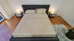 1. Design moderno ed elegante. 2. Prezzo ribassato. 3. Giroletto in metallo. 4. Comodo e resistente. 5. Facile da montare.^Bonaldo