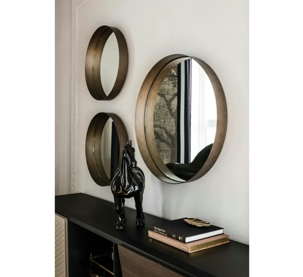 Cattelan Italia 1. Design moderno ed elegante.2. Vetro di alta qualità.3. Prezzo Outlet.4. Facile da installare.5. Garanzia di qualità Cattelan.- Specchiere