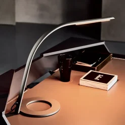 Hot 1. Design moderno ed elegante. 2. Illuminazione a LED di alta qualità. 3. Facile da installare. 4. Garanzia di 2 anni. 5. Prodotto da . Lampade Da Terra