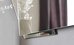 Cattelan Italia 1. Design moderno ed elegante.2. Prezzo Outlet.3. Facile da installare.4. Rifiniture di qualità.5. Prodotto Made in Italy.- Specchiere