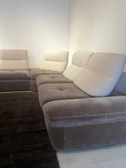 Calia Alba in Tessuto a prezzo ribassato- Divani