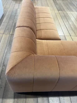 Outlet Angolare Pantheon ad un prezzo imperdibile Divani