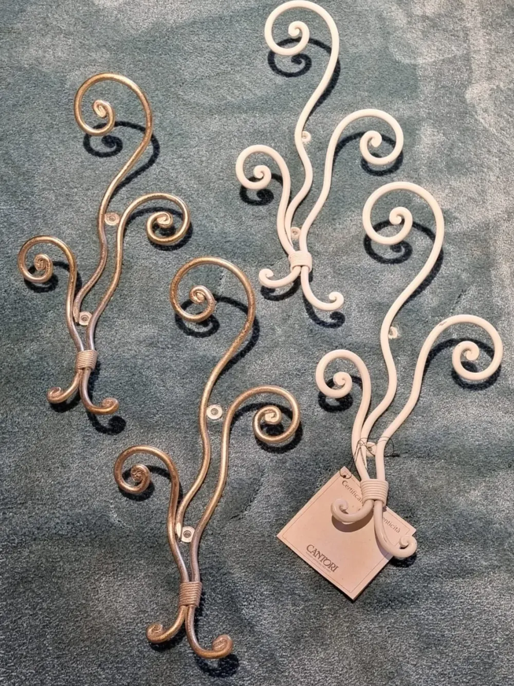 Cantori Appendiabiti classico Ricciolo a prezzi convenienti- Appendiabiti