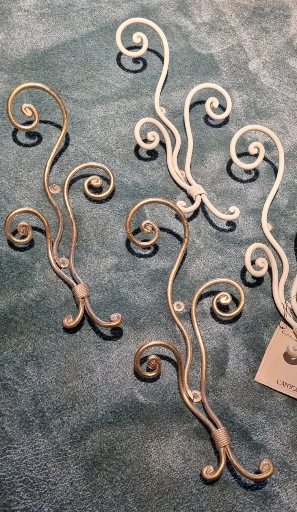 Cantori Appendiabiti classico Ricciolo a prezzi convenienti- Appendiabiti