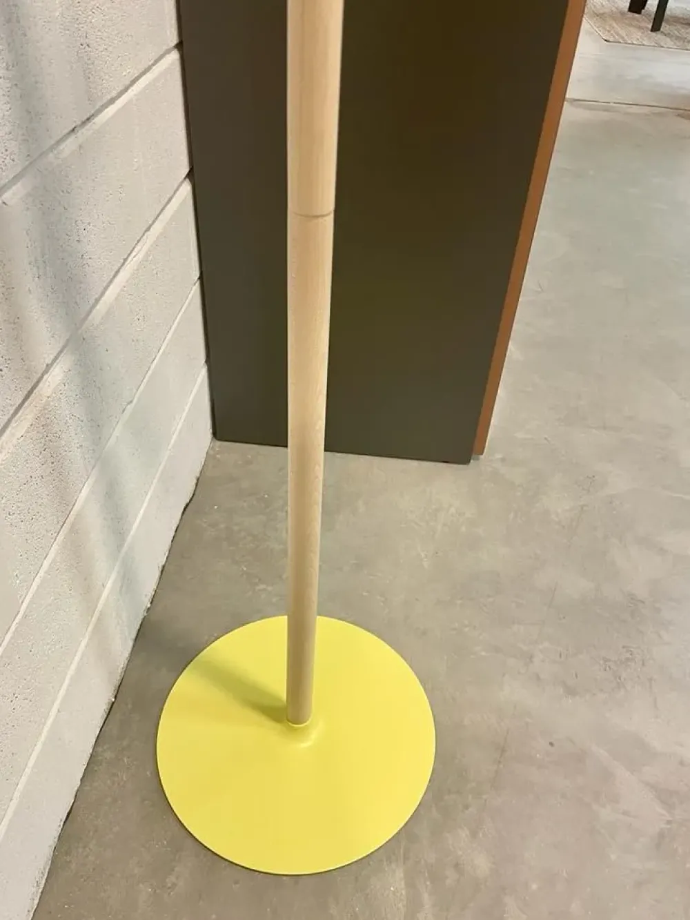 Appendiabiti modello App a prezzo scontato^Connubia Discount