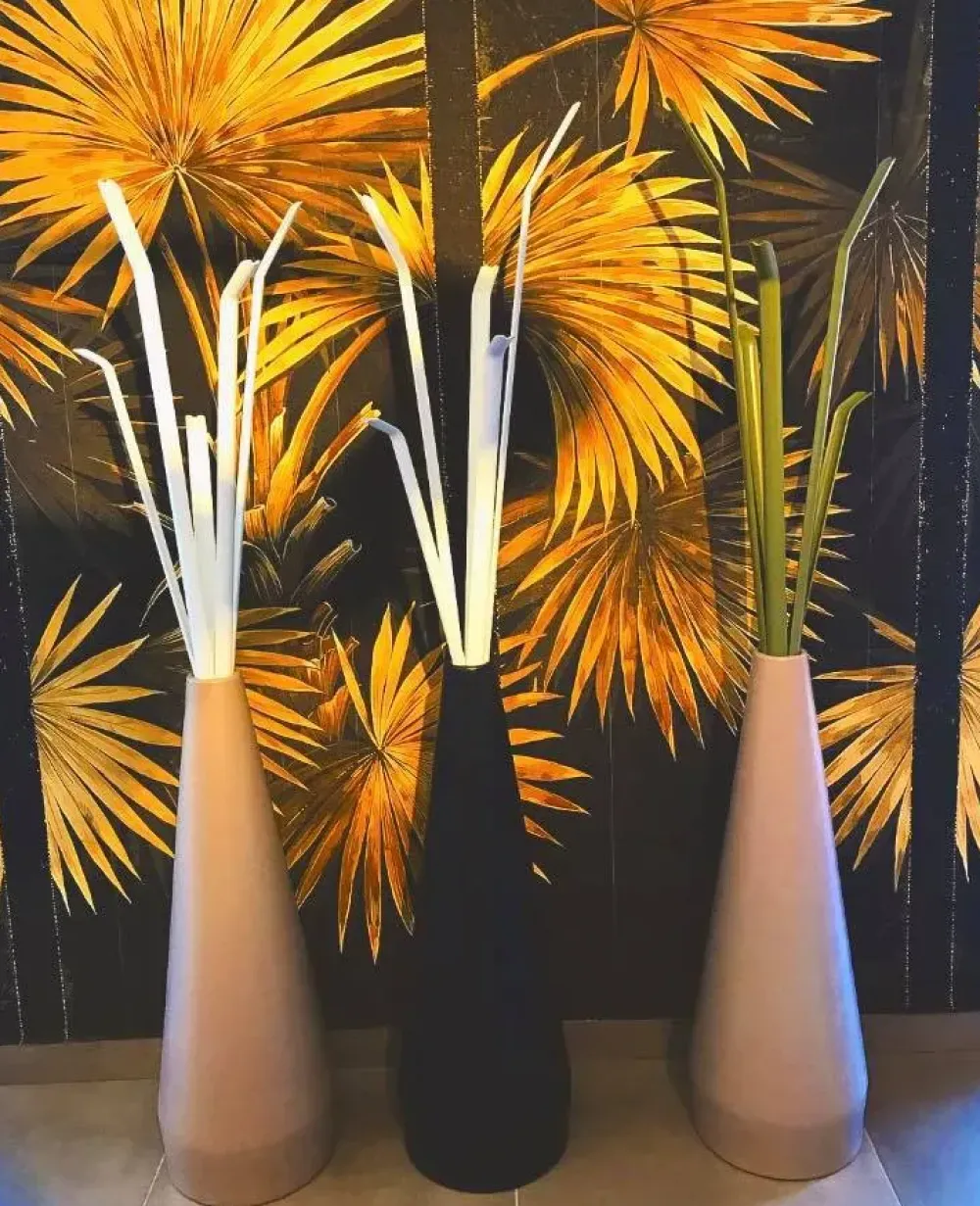 Sale Appendiabiti design modello kadou di scontato del 29% Appendiabiti