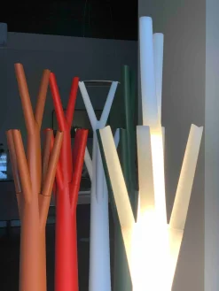 Appendiabiti design Tree light con forte sconto^Bonaldo Best