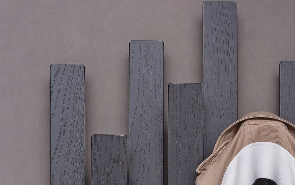 Appendiabiti modello Ski a prezzo ribassato^Flou New