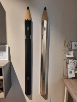 Discount Appendiabiti moderno Matitanera   a prezzi convenienti Appendiabiti