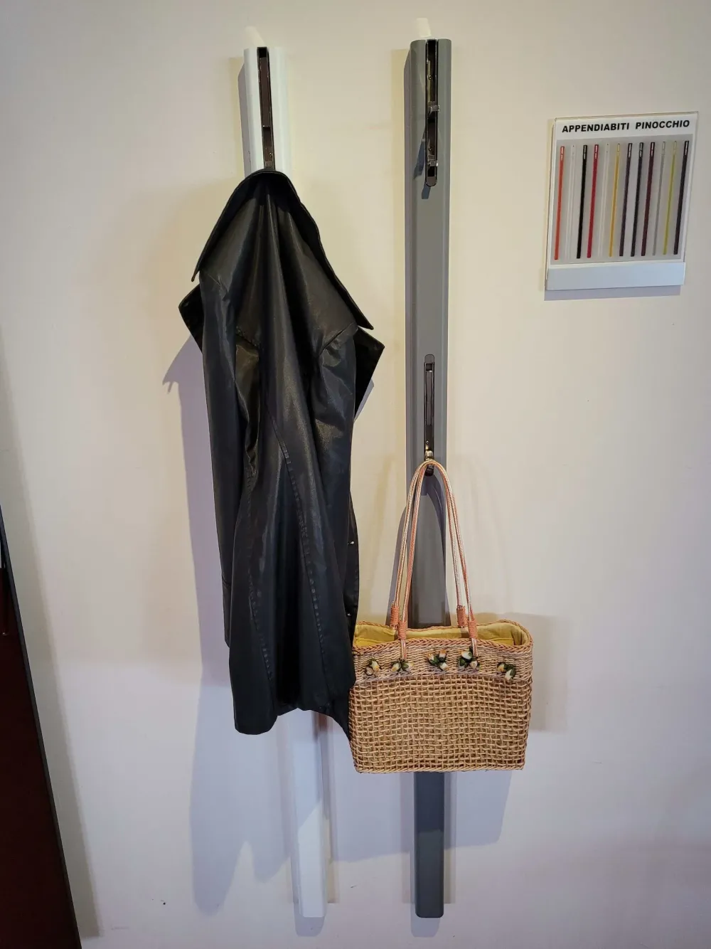 Appendiabiti Pinocchio in laccato opaco in Offerta Outlet^Ponti Terenghi Sale