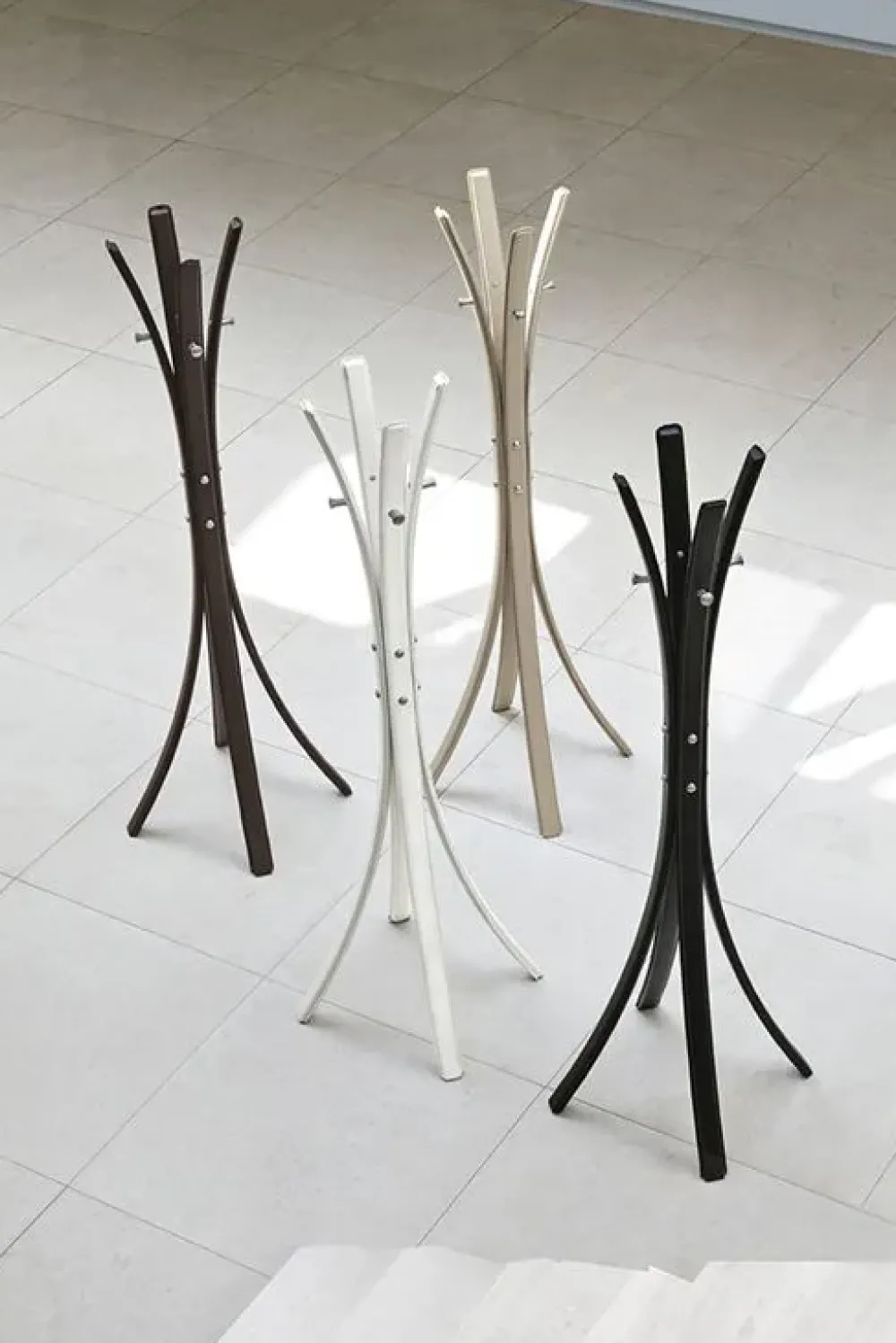 Sale Appendiabiti modello Stick a prezzo scontato Appendiabiti