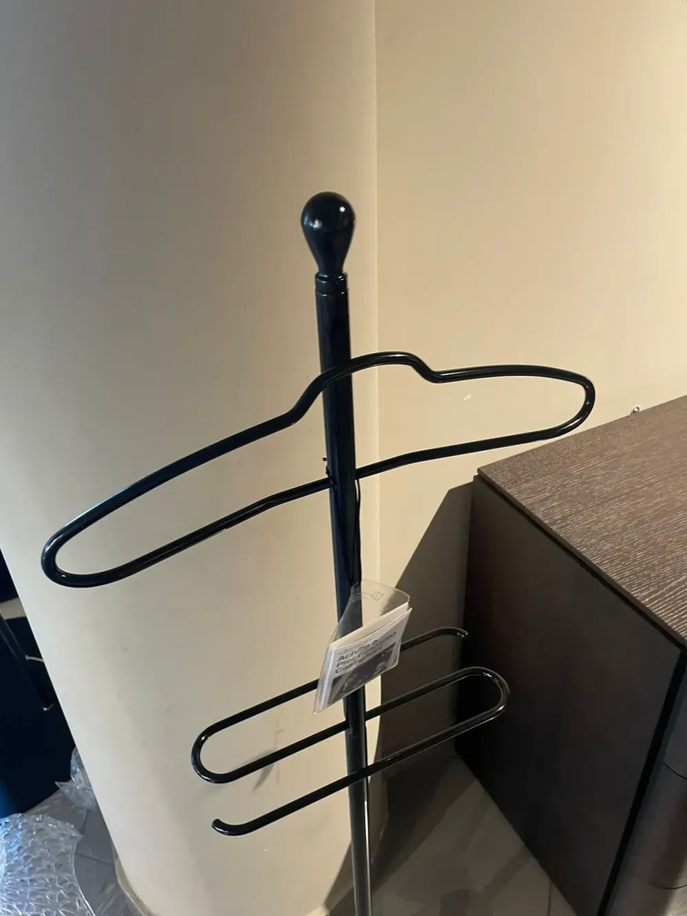 Zanotta Appendiabiti servonotte in metallo a prezzo scontato- Appendiabiti