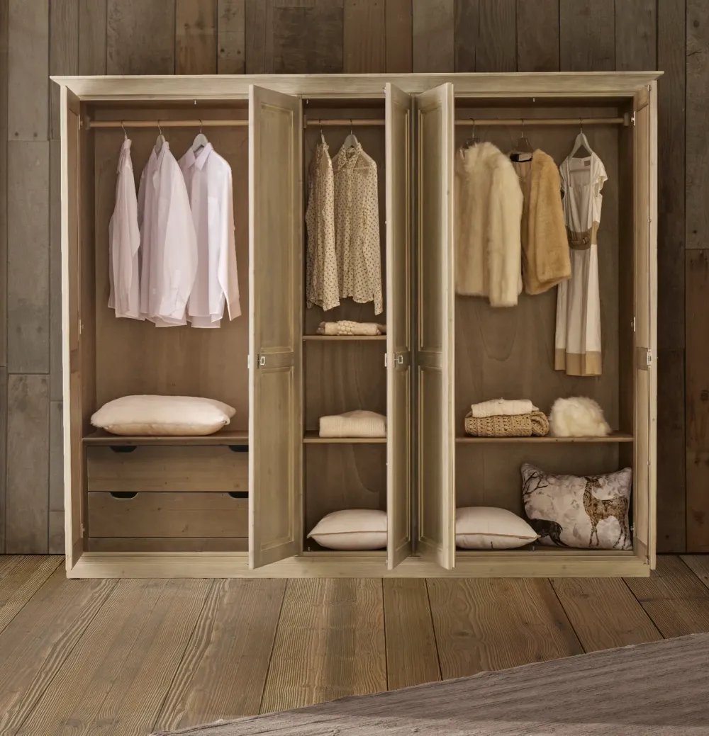 Hot Armadio Abete essence a cinque ante in Offerta Outlet Armadi