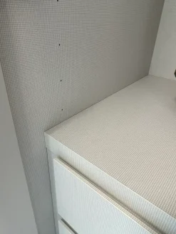 Outlet Armadio Amalfi realizzato in laccato opaco di scontato -22% Armadi