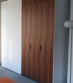 Caccaro Armadio ante a soffietto in laccato opaco Armadio core noce laccato scontato- Armadi