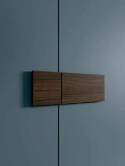 Sale Armadio ante battenti in laminato opaco Arm2 scontato Armadi