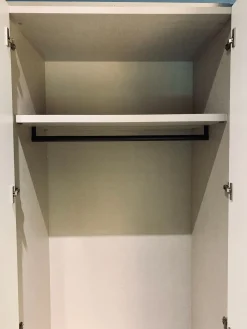 Armadio ante battenti in laccato opaco Mill scontato^Morassutti Clearance