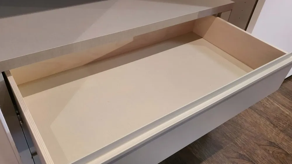 Veneran Armadio ante scorrevoli in laccato opaco Domino express scontato- Armadi