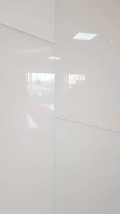 Armadio ante scorrevoli in laccato opaco Kross scontato^Tomasella Best