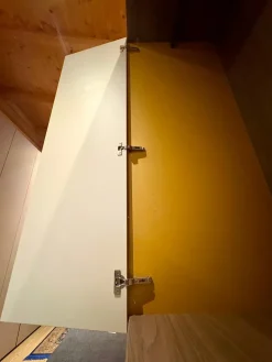 Artigianale ARMADIO Armadio con vano di in OFFERTA OUTLET- Armadi