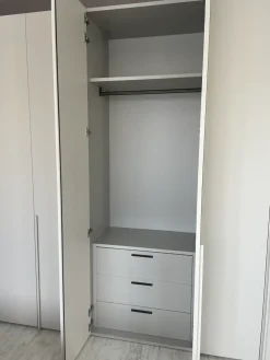 Best Armadio Armadio doimo laccato opaco tortora a sei ante a prezzo Outlet Armadi