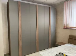ARMADIO Armadio  garnde 6 ante  battenti  con maniglione  qaudro infinity    SCONTATO^Outlet Etnico New