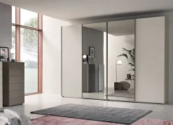 Armadio Armadio mod.town realizzato in laminato materico di scontato -50%^Gierre Mobili Hot