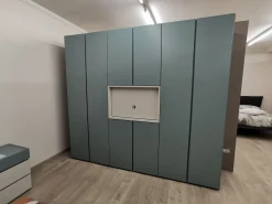 Armadio Brio con porta tv a sei ante a prezzo Outlet^Tagliabue Mobili