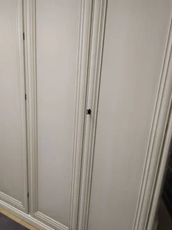 New Armadio classico Modello tiziano  con uno sconto imperdibile Armadi