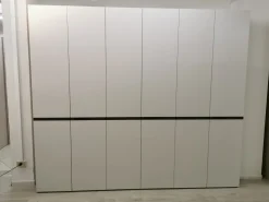 Sale Armadio con ante battenti a prezzo scontato modello Strip di Armadi