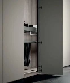 Collezione esclusiva Armadio con ante battenti moderno Armadio battente anta gola 01 Mottes selection a prezzo scontato- Armadi