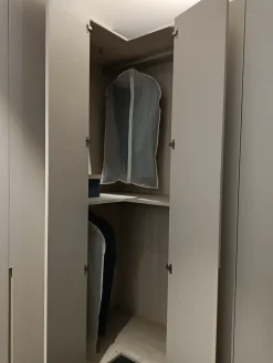 Imamobili Armadio con ante battenti modello Angoloima scontato del 33%- Armadi