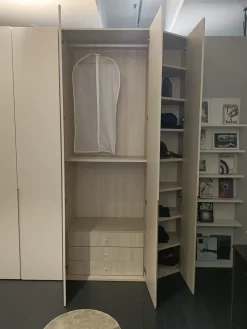 Imamobili Armadio con ante battenti modello Angoloima scontato del 33%- Armadi