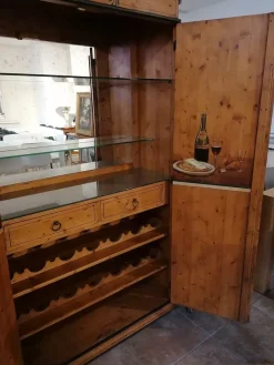 Armadio con ante battenti classico Armadio bar a prezzo scontato^Artigianale Sale