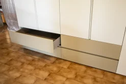 Best Armadio con ante battenti a prezzo scontato modello Breccia di Armadi