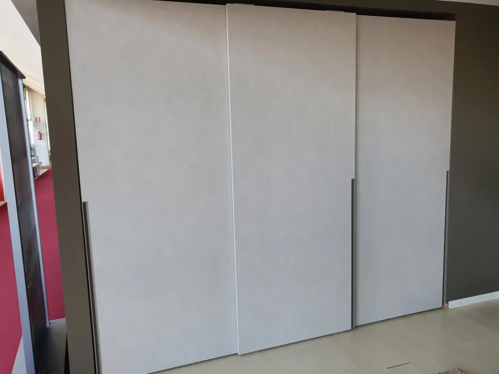 Tomasella Armadio con ante scorrevoli Doris scontato del 40%- Armadi