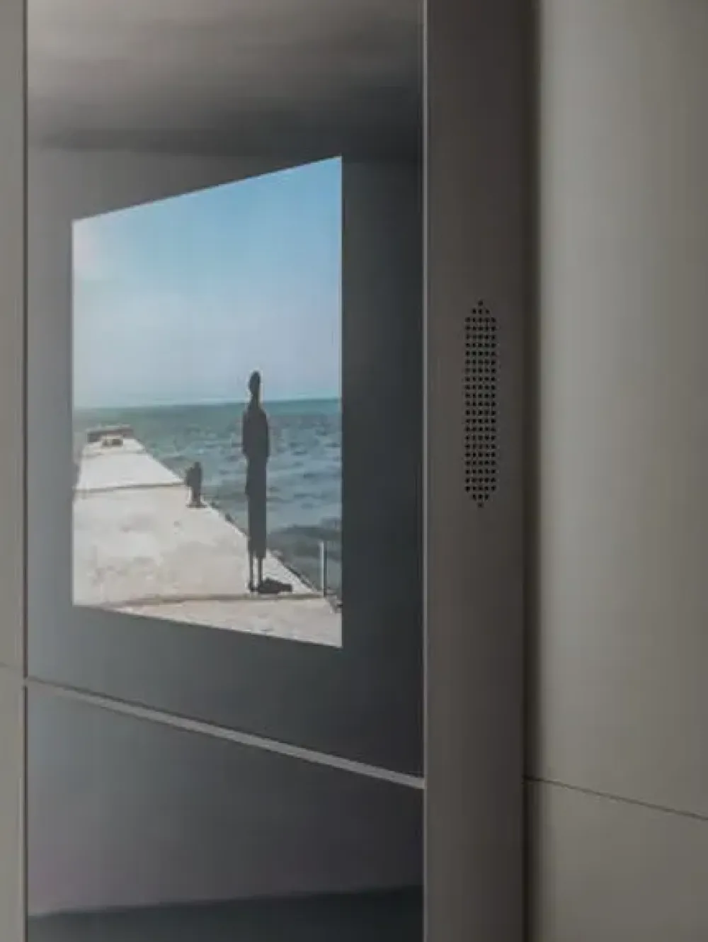 Discount Armadio con ante scorrevoli modello Night 29 scontato del 50% Armadi