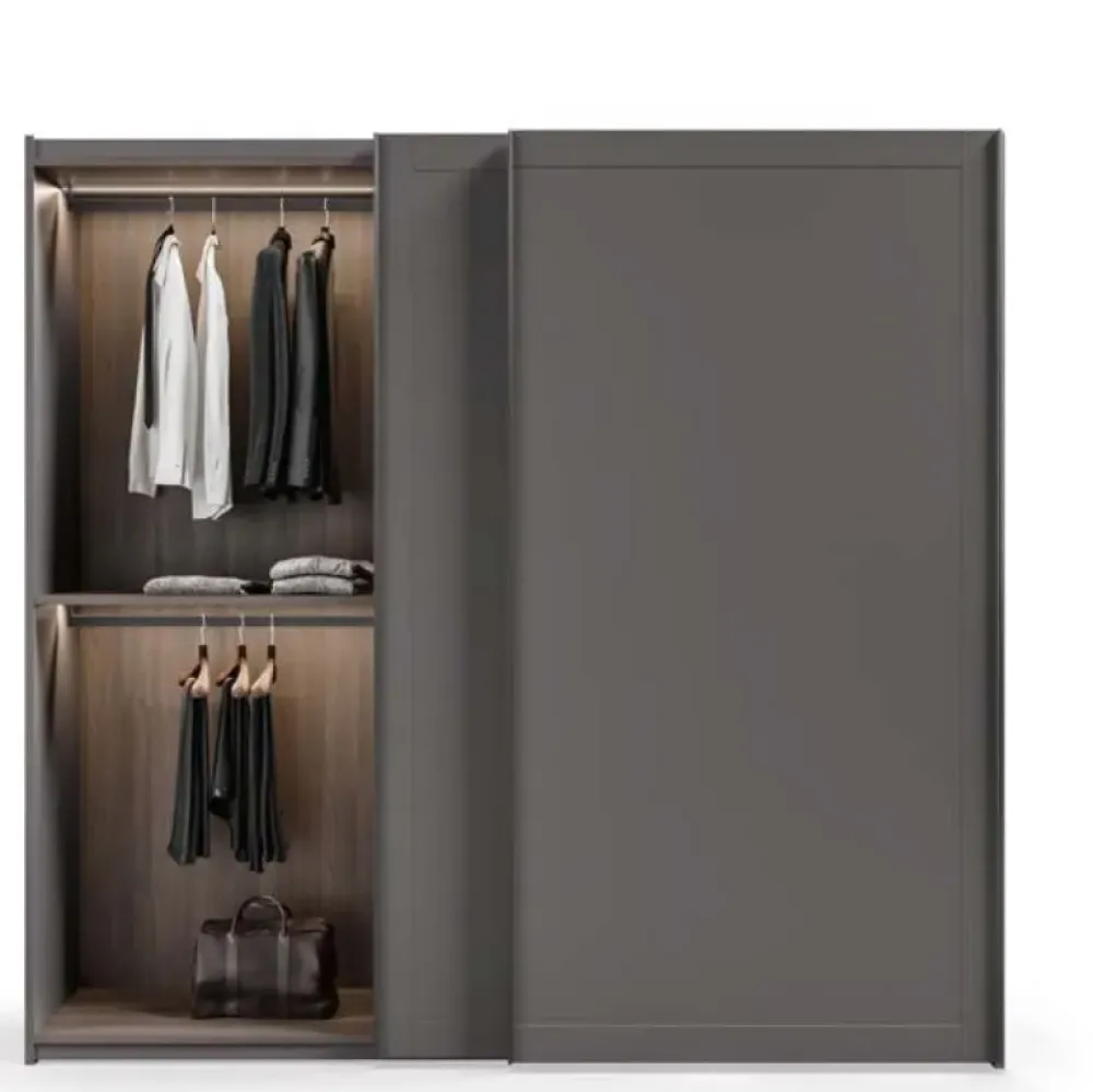 Outlet Etnico Armadio con ante scorrevoli a prezzo scontato modello Armadio etno ante scorrevoli con maniglioni infinity dark di- Armadi