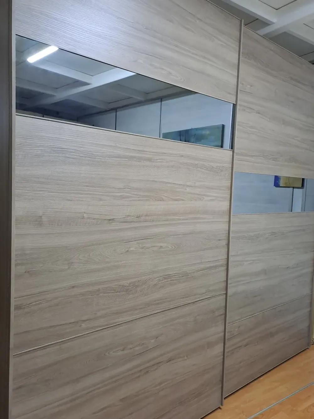 Armadio con ante scorrevoli modello Cube scontato del 39%^Giessegi Online