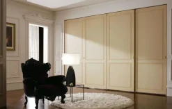 Armadio con ante scorrevoli Armadio con ante scorrevoli mod.evoluzione realizzato con pannelli in tamburato in promo-sconto del 35% a prezzo ribassato^Cam Armadi