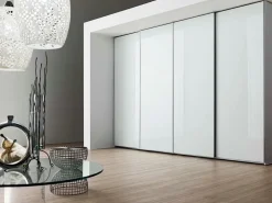 Giessegi Armadio con ante scorrevoli modello Armadio mod.four di laccato lucido bianco in promo-sconto 30% scontato del 50%- Armadi