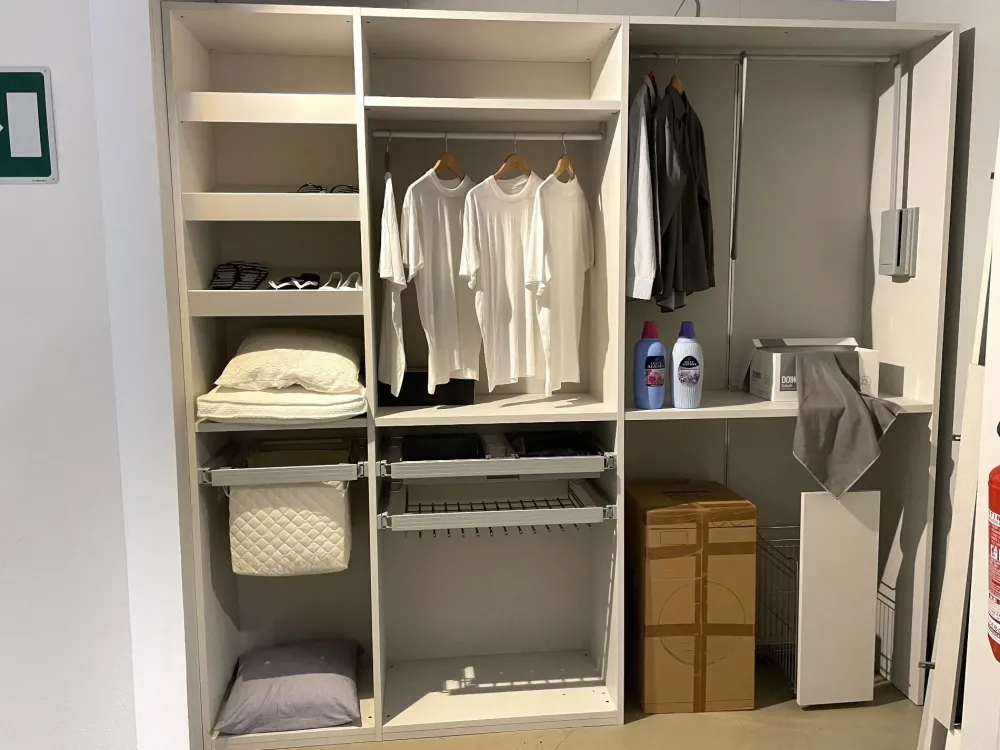 Armadio con cabina armadio modello Nidi scontato del 58%^Battistella