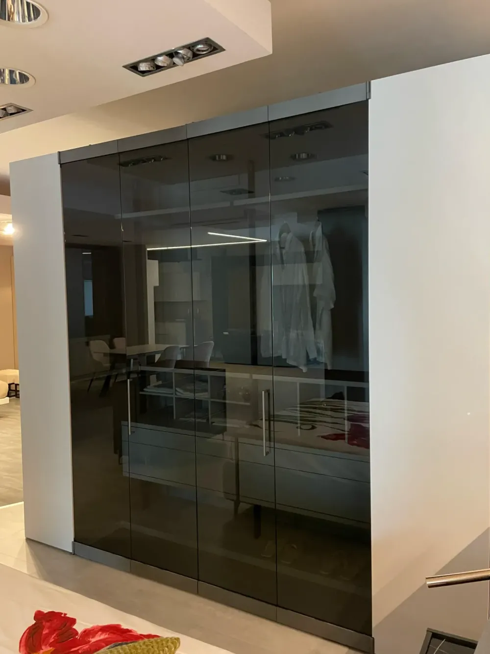 Armadio con cabina armadio modello Camerino scontato del 25%^Caccaro Discount