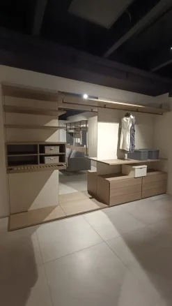 Armadio con cabina armadio modello System scontato del 65%^Archimede Outlet