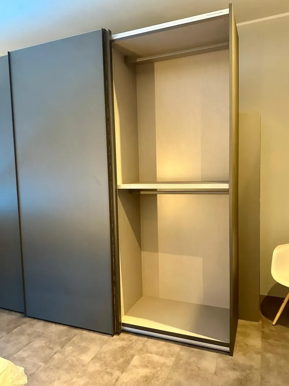 Alf Da Fre Armadio Contour con ante scorrevoli SCONTATO a PREZZI OUTLET- Armadi