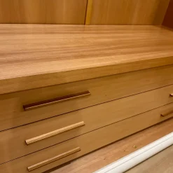 Armadio di modello Mediterraneo in laccato opaco con sconto -50%^Benedetti Hot